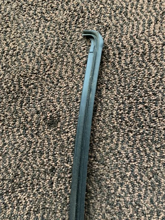 Junta de ventana coupé BMW 1 E81/E87 OEM 7163641 image 3