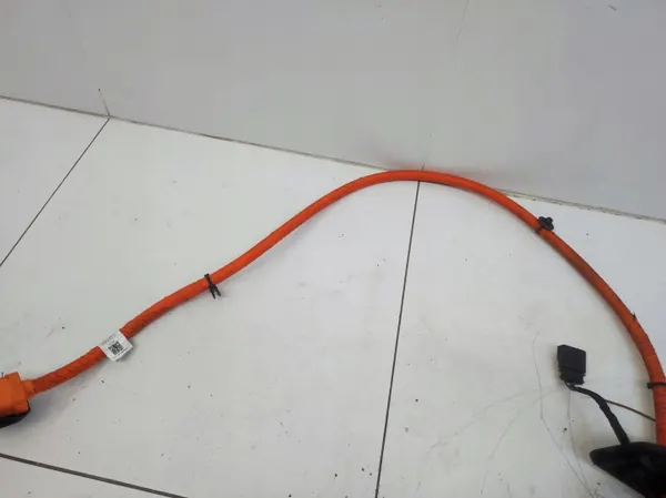 Laddningsuttag OEM 4KL971106A 4KE915950C Audi Q8 E-Tron image 4