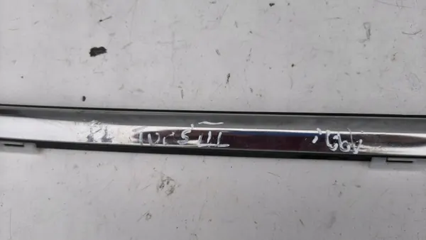 LISTWA Höger Vindrutelist för Hyundai i40 image 3