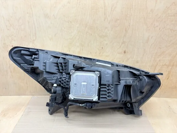 Farol dianteiro esquerdo LED completo Renault Captur Lift OEM 260606152R image 5