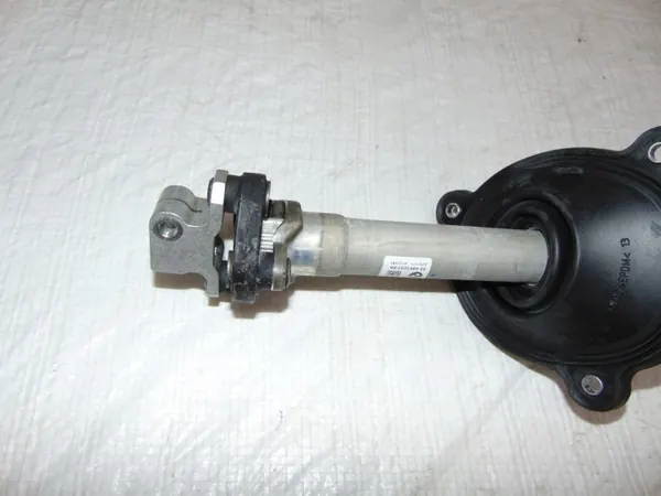 BMW G30 G31 Stuurkolombeugel OEM 6869347 image 3