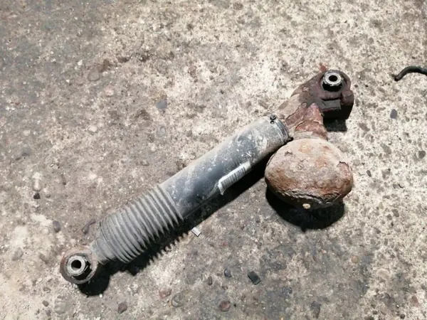 Taka vasen ilmaiskutin OEM 9667013680 Citroën C5:lle image 3