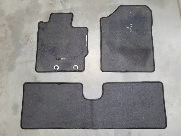 Jeu de Balais d'Essuie-Glace OEM AUST132227 Toyota Yaris III image 4