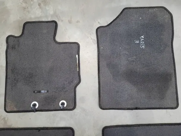Jeu de Balais d'Essuie-Glace OEM AUST132227 Toyota Yaris III image 6