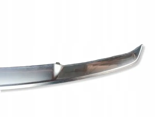 Kia Sportage V Chrome Grillstrip OEM 86352R2100 image 3