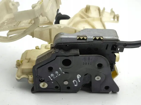 Porsche Cayenne (92A) 2011 Höger dörrlås image 5