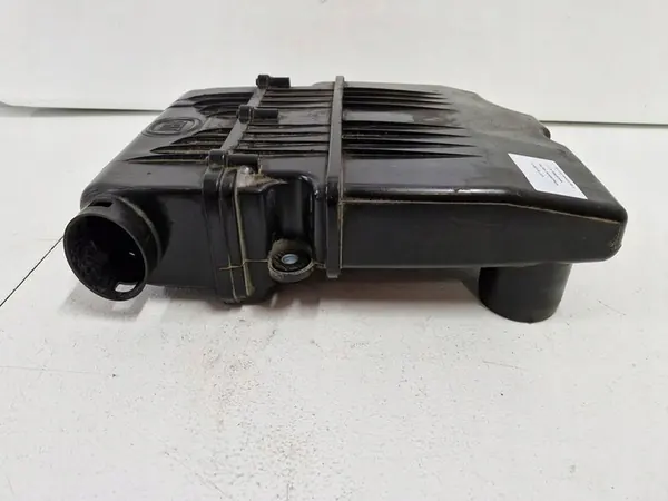 Fiat Panda III 1.2 Ilmansuodattimen Kotelo 51886106 image 4