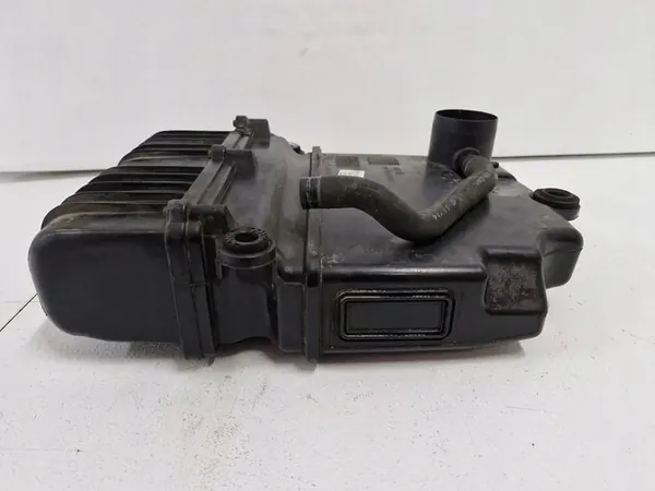 Fiat Panda III 1.2 Ilmansuodattimen Kotelo 51886106 image 5