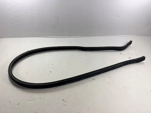OEM 7H0823737D tuulilasin tiiviste VW T5/T6:lle image 2