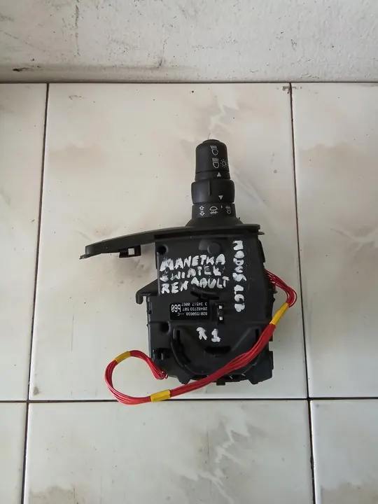 Gecombineerde schakelaar Renault Modus 1.6 8201590638 image 2