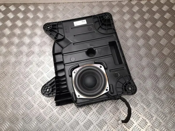 Hyundai Ioniq 5 Bose Bassbox Högtalare OEM 96380-G1300 image 2