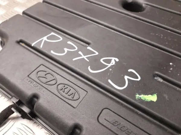 Hyundai Ioniq 5 Bose Bassbox Högtalare OEM 96380-G1300 image 4