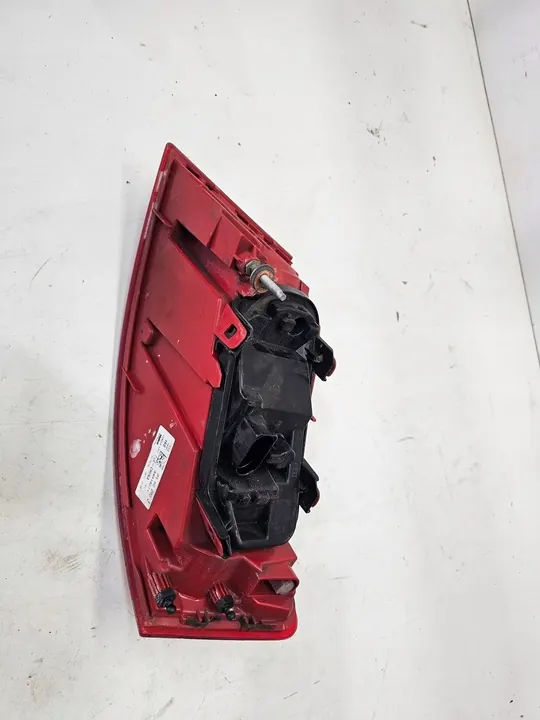 Lámpara LED trasera izquierda Audi A6 C6 Sedan image 10