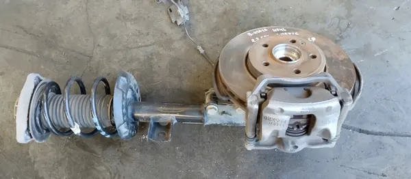 Vänster Främre McPherson Dämpare Mercedes B-Klass W246 image 3