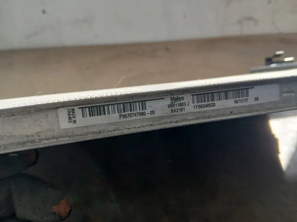 Radiador de água OEM 9675747980 para Opel Grandland image 4