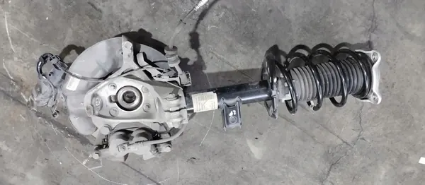 Snodo di sterzo sinistro ammortizzatore Mercedes CLA W118 1.3 ibrido A2473320100 image 4