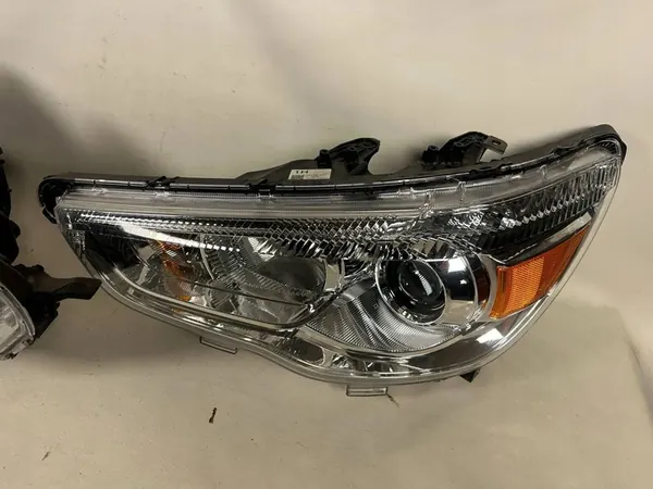 Mitsubishi ASX 15- Lente Reflector Izquierda Derecha image 4