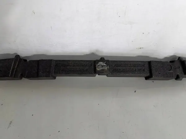 Absorvedor para-choques dianteiro OEM 8X0807251 Audi A1 image 3