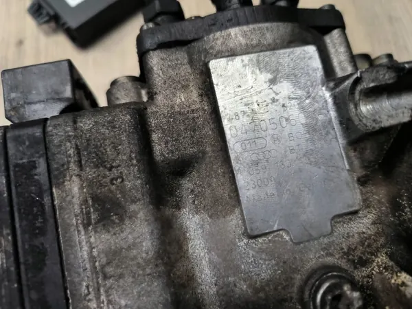 Bomba inyección Audi A4 B6/B7 2.5 TDi OEM 0470506038 image 6