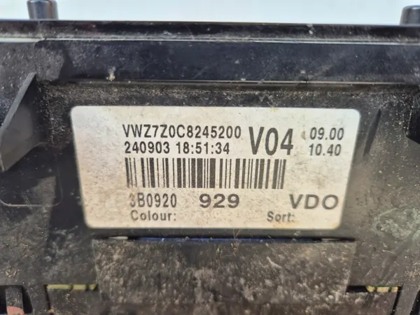 VW Passat B5 FL Lift 1.8T instrumentenpaneel OEM 3B0920829C image 5