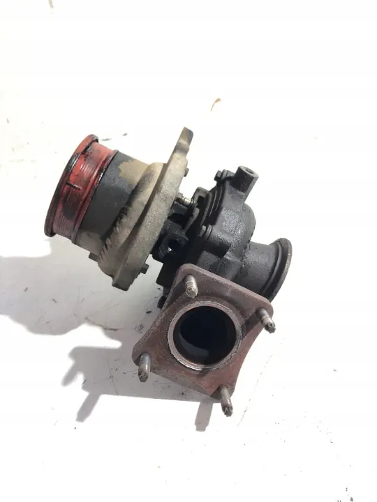 Turbo OEM 31331331 para Volvo V60 2.0 D3 - Usado image 4