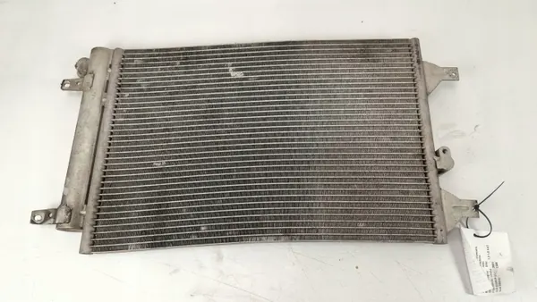 Gebruikte AC-condensor OEM vw voor Leon III, Golf image 3