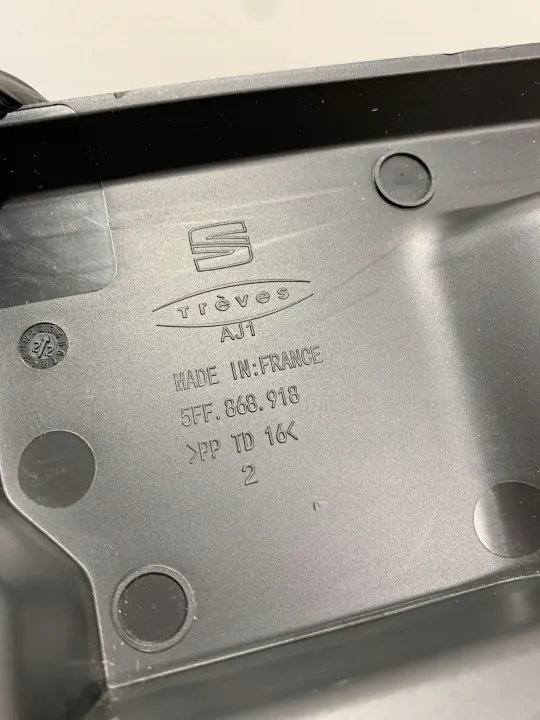 Garniture de coffre Cupra Formentor OEM 5FF868918 - Occasion image 6