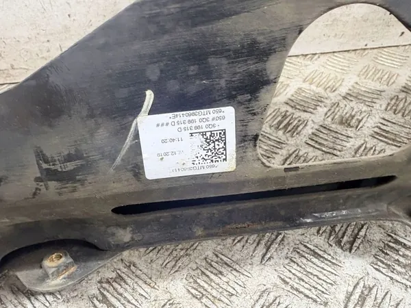 SEAT OE 3Q0199315D Vorderes Hilfsrahmen Gebraucht image 6