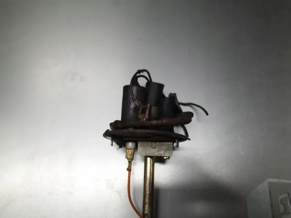 Sensor de Nivel de Combustible DAF 400 LDV 400 CONVOY image 4