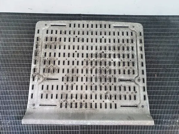 Midden stapplaat OEM AUST119811 voor DAF XF 106 image 2