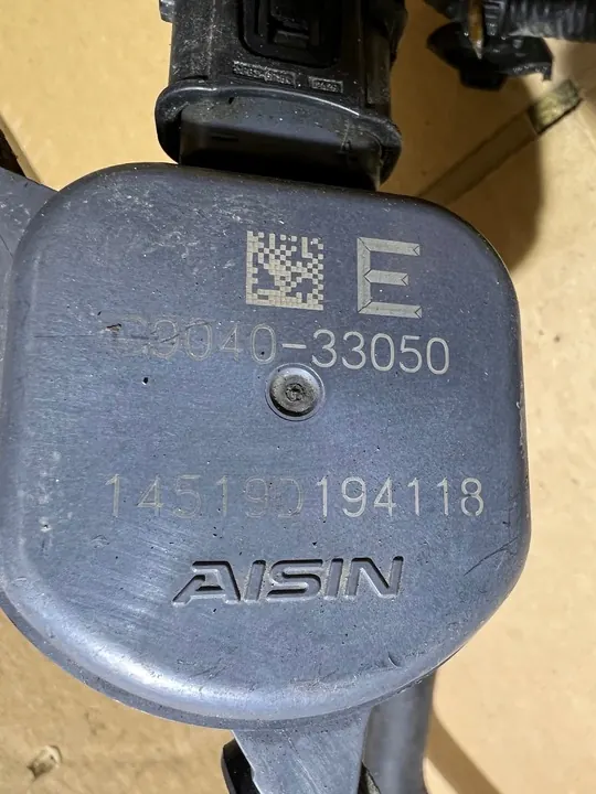 TOYOTA LEXUS Vattenpump G9040-33050 image 5