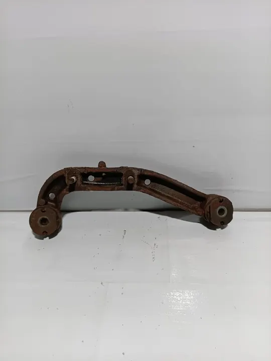 Supporto di montaggio destro Chevrolet Silverado GMC Sierra 2014-2018 OEM 15201932 image 2