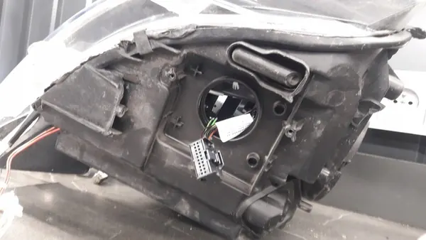 Farol esquerdo Xenon LED VW T5 T6 OEM 7E5941017B image 4