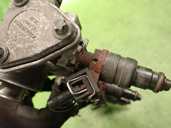 Mercedes ruiskutusputki OEM R1110781045 W208 2.0 image 6