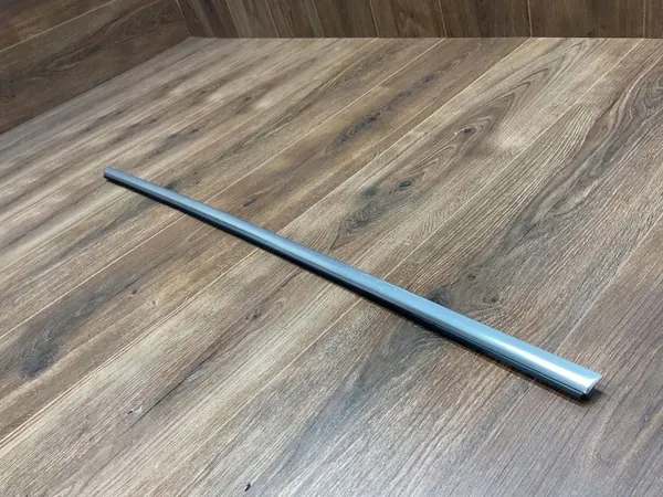 Moldura Puerta Izquierda Trasera Audi OE OEM 80A853763 image 3