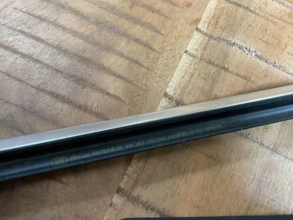 Moldura Puerta Izquierda Trasera Audi OE OEM 80A853763 image 6