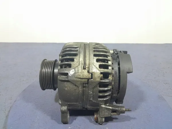 VOLVO S80 I 2.5 TDI Alternator 9459093 image 3