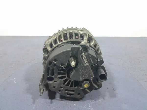 VOLVO S80 I 2.5 TDI Alternator 9459093 image 4