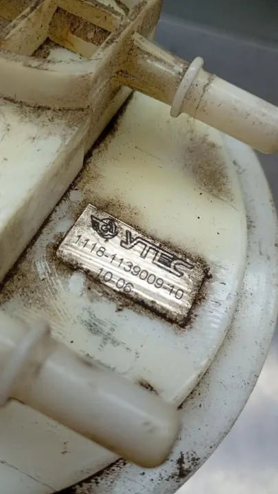 Polttoainepumppu Lada Kalina image 3