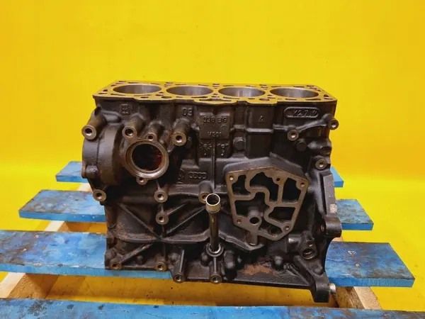 Bloco motor inferior DRC94301 para VW Passat B5 1.9 TDI image 2