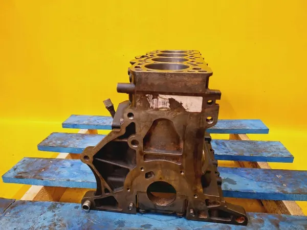 Bloco motor inferior DRC94301 para VW Passat B5 1.9 TDI image 9