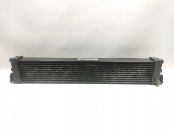 Enfriador de aceite usado OEM A1778854700 Mercedes image 2