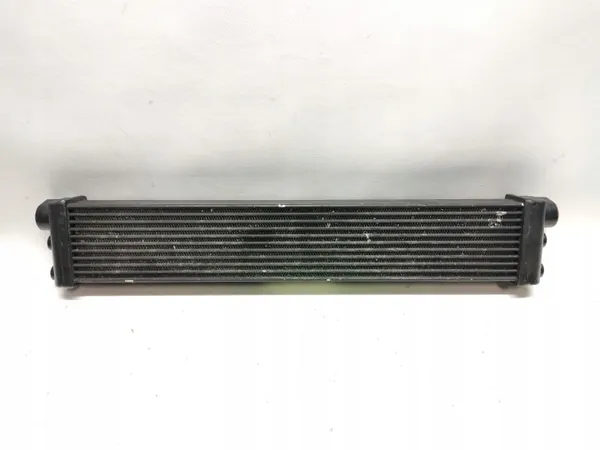 Enfriador de aceite usado OEM A1778854700 Mercedes image 3