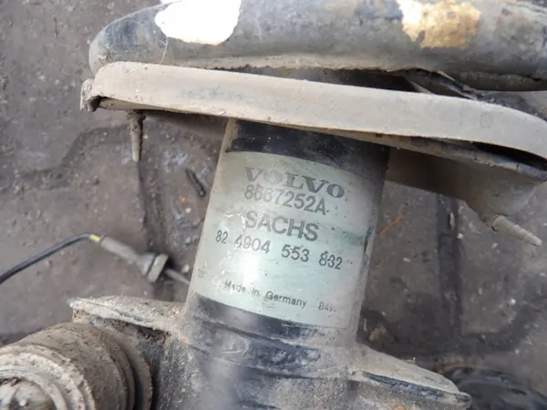 Sospensione anteriore sinistra Volvo S60 8667252A image 3