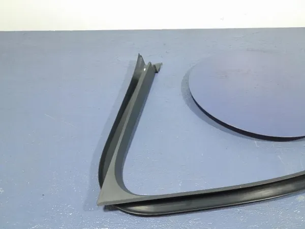Audi Q7 II Ovensulkupäälys Vasen Etu OEM 4M0867587 image 4