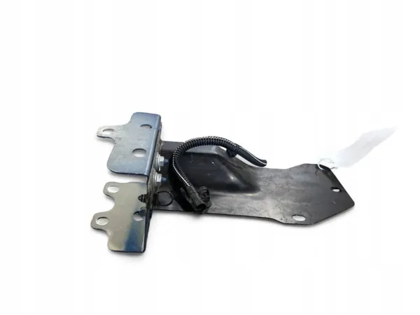 Volvo XC60 Jäähdyttimen kiinnityspaneeli OEM UTO78324 image 2