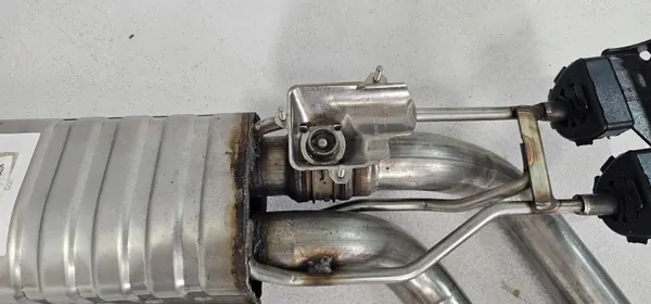 Vänster bakljuddämpare OEM A4634901504 Mercedes G W463 AMG image 8
