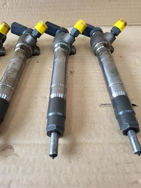 Inyector de combustible Ford OE BK2Q-9K546-AG image 2