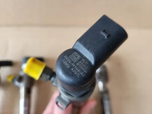 Inyector de combustible Ford OE BK2Q-9K546-AG image 9