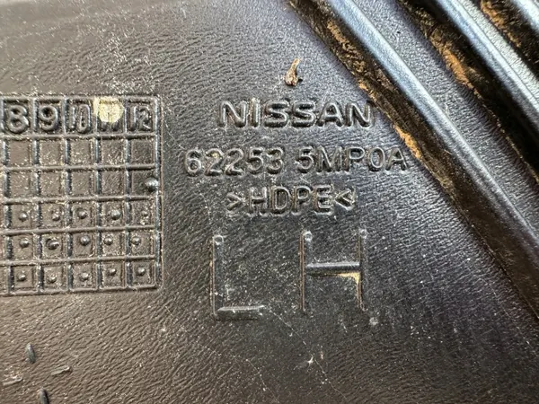 Nissan LEAF II Luftführung OEM 622535MP0A - Gebraucht image 3